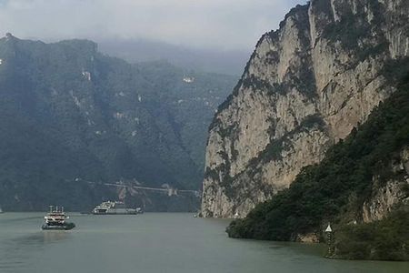 宜昌出发（长江印象游轮游三峡）宜昌到重庆上水三峡精品四日游