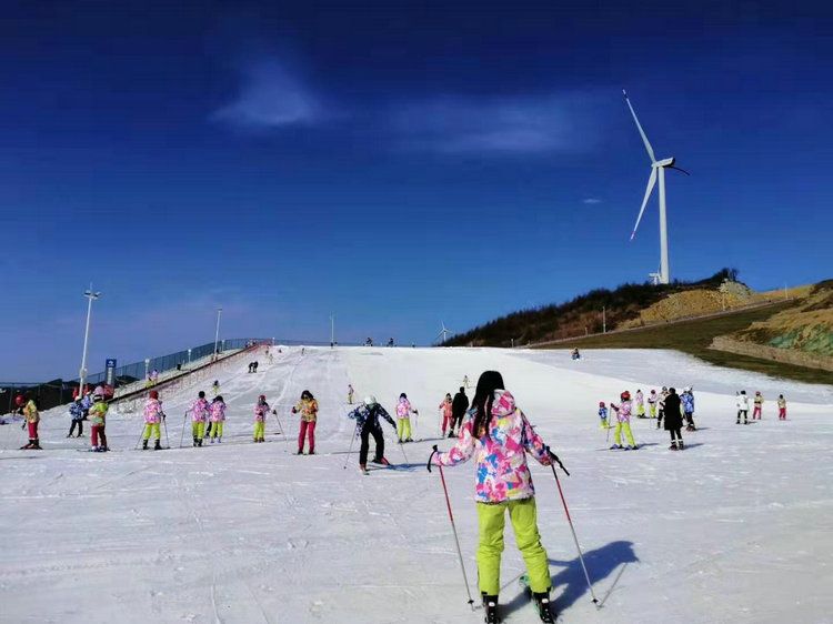 五峰滑雪