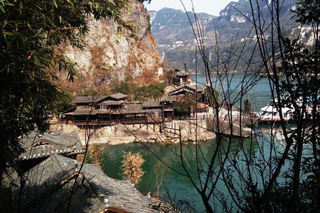 宜昌东站高铁站参团去三峡人家一日游（10点半发车）