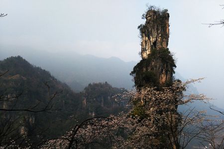 宜昌到长阳清江方山一日游（体验悬空栈道，玻璃栈道）