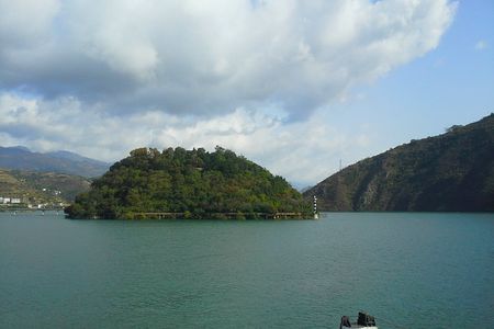 宜昌到三峡三日游（葛洲坝船闸+三峡大坝+白帝城+神农溪）