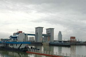 两坝一峡游轮一日游（宜昌一日游经典，过船闸，看三峡，游大坝）