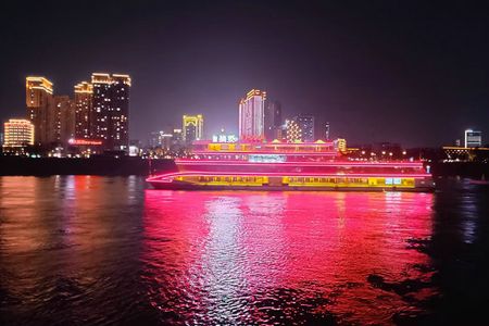 （2026宜昌长江夜游）乘坐三峡八号游轮，过船闸，赏长江夜景